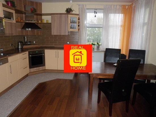 ?=6572973_85771100.jpg - (9076982)