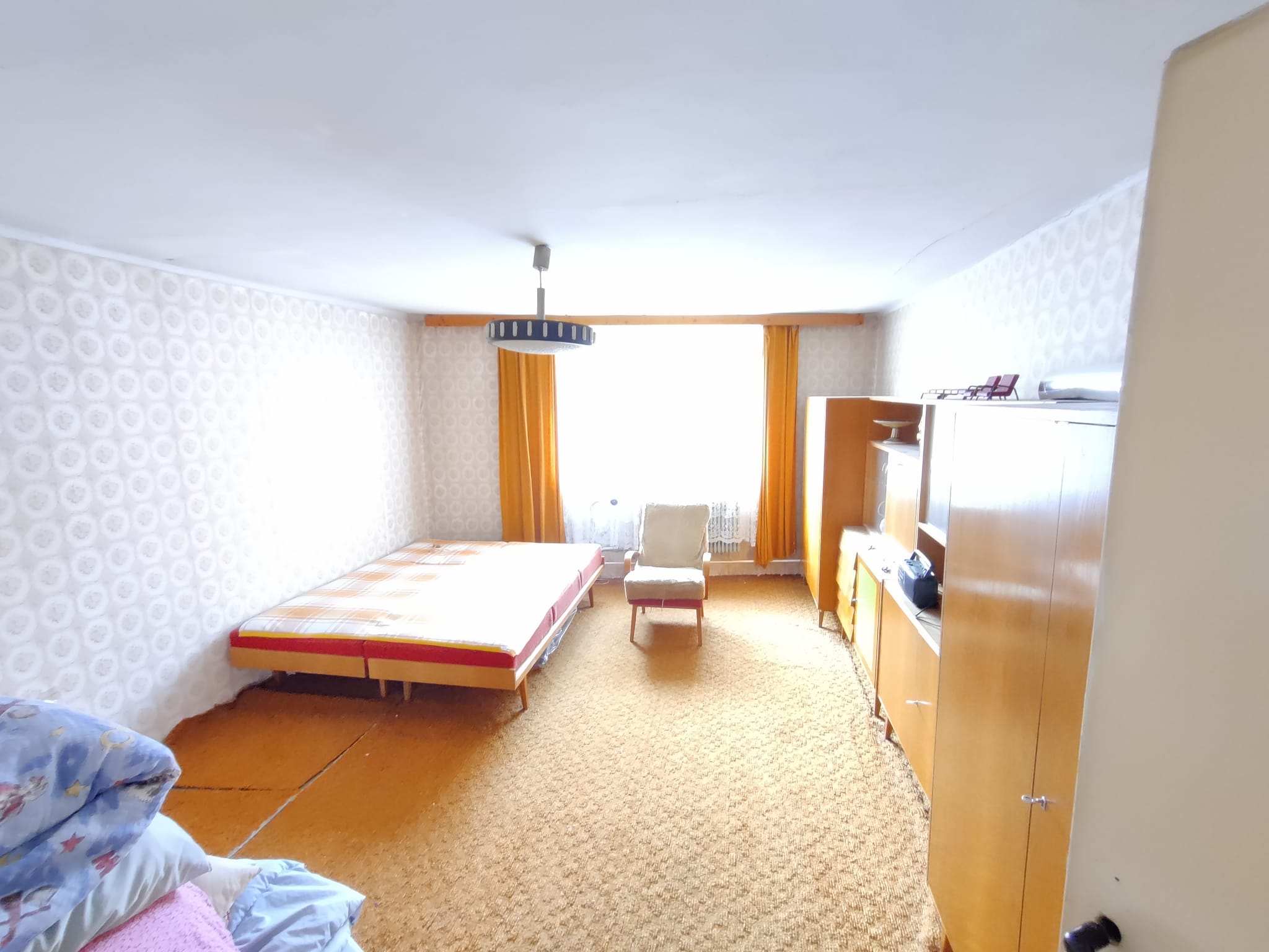 ?= - (11510504)