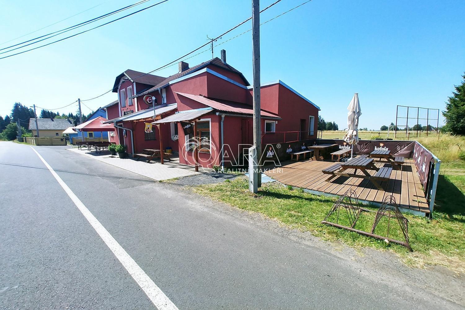 ?=d�m a venkovn� zahr�dka - (11609248)