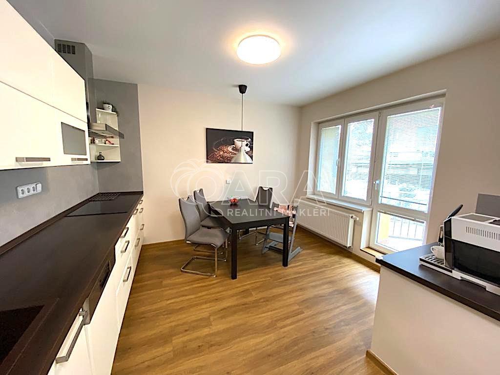 ?=SQGW3331.JPG - (11613372)