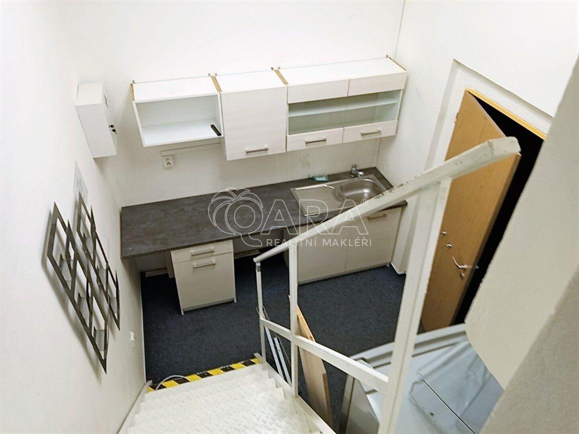 ?=Pron�jem kancel��e Mlad� Boleslav www.ondrejkucera.com Ond�ej Ku�era (11).jpg - (11624772)