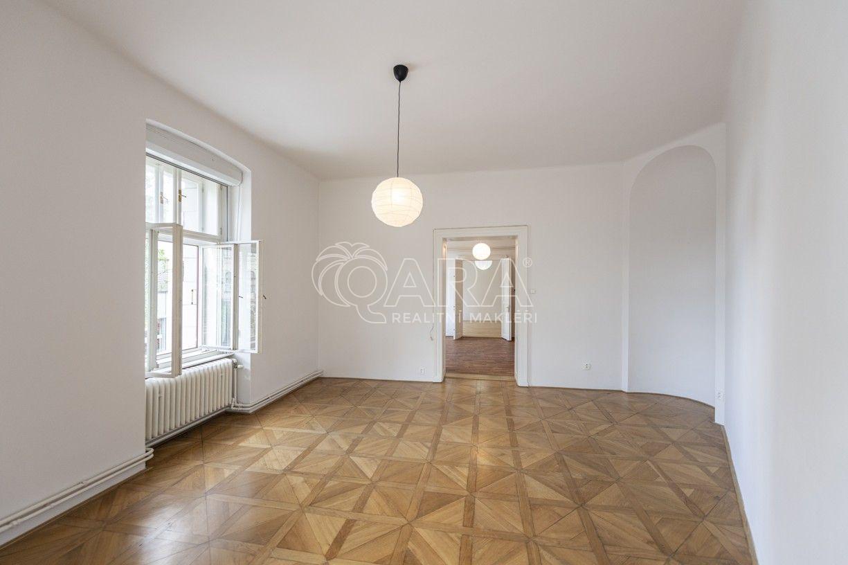 ?=Prodej byt �kr�tova 3+kk www.ondrejkucera.com Ond�ej Ku�era Praha 2 Vinohrady (8).jpg - (11721228)