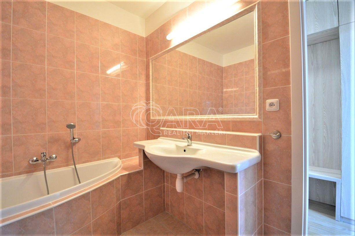 ?=V bloku pronjem Peroutkova www.OsobniRealitniMakler.cz Praha 5 (4).jpg - (11741687)