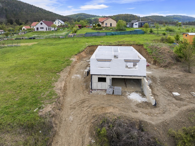 ?=DJI_20240425162738_0356_D - (11885837)