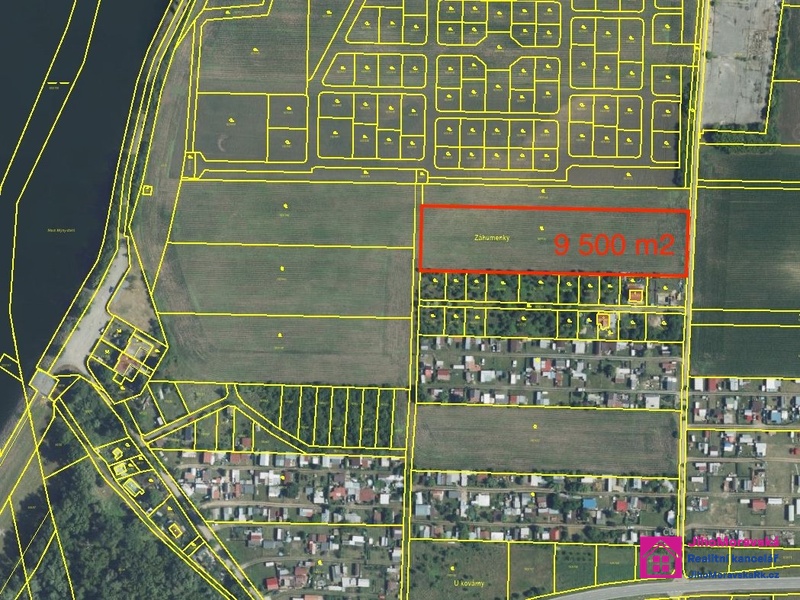 stavebni? pozemek 9500