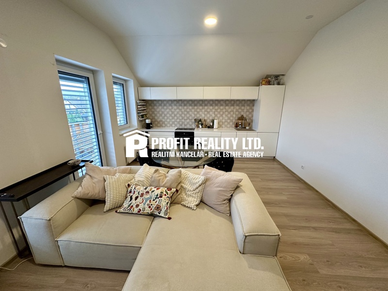 ?=IMG_3012 - (11971430)