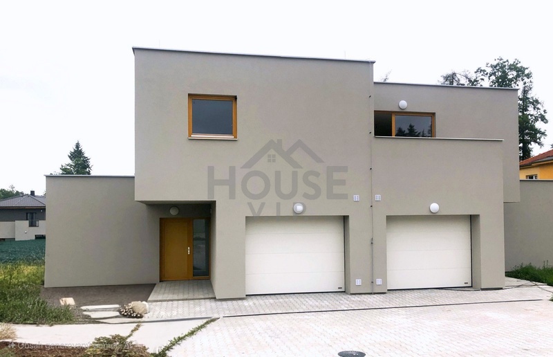 Prodej domu Uh��n�ves Na �eperce Pr��el�