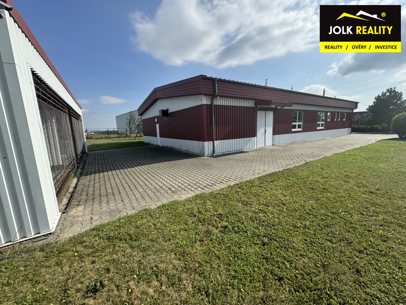NIKOLA SUKENIKOVA JOLKREALITY PRONJEM BYTU KOMERNIHO PROSTORU OPAVA VTKOV