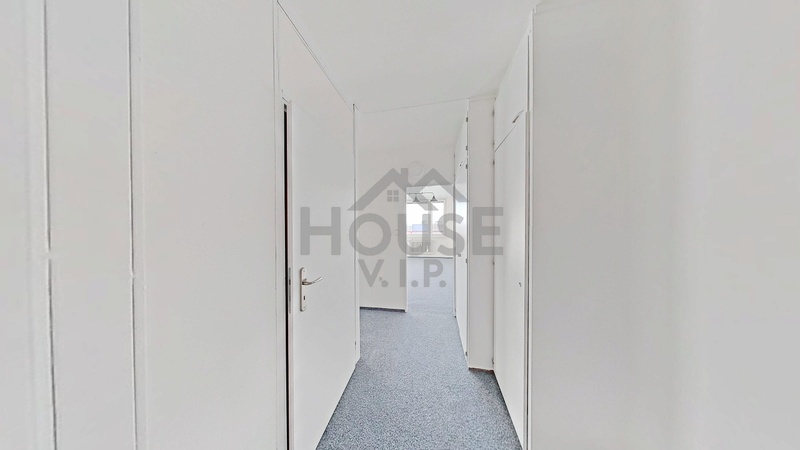 ?=Chodba - (12024872)