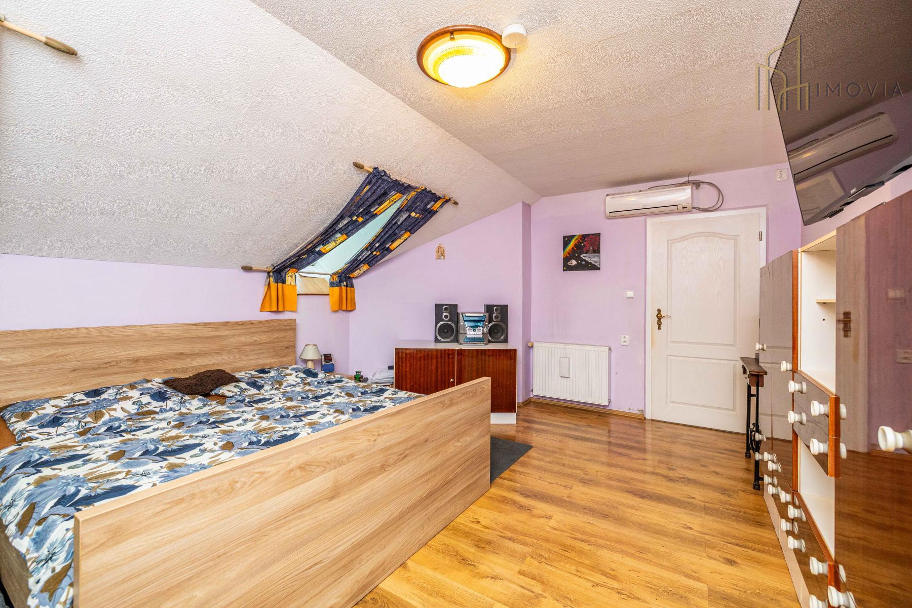 ?=HC1A6500.jpg - (12068244)