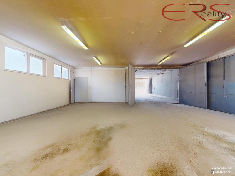 ?=bez vybaven� - (12099879)