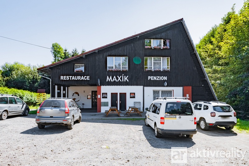 ?=7IV02499 - (12135134)