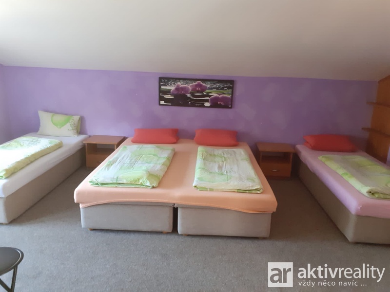 ?=bb8594e2-432c-485a-9327-7af5401fcd7b - (12135160)