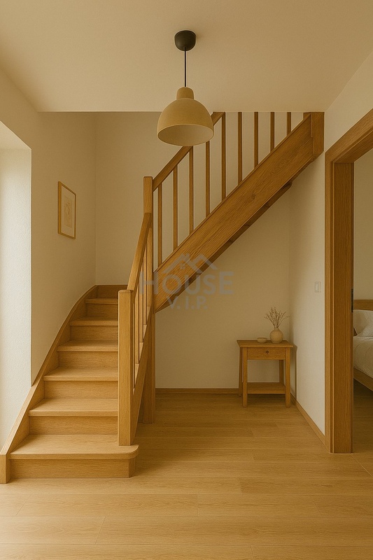 ?=V schodi�t� - (12137613)