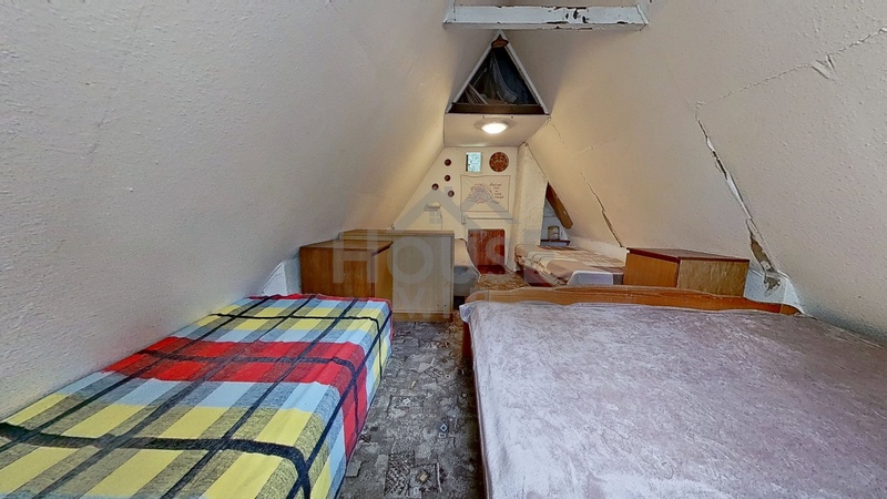 ?=09242025_120831 - (12138345)