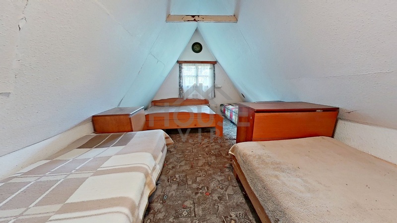 ?=09242025_120803 - (12138346)