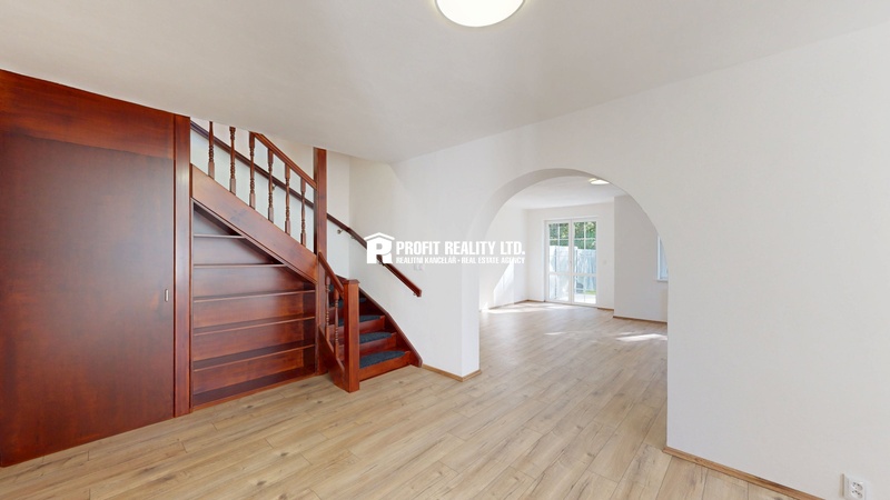 ?=09222025_103734 - (12139331)