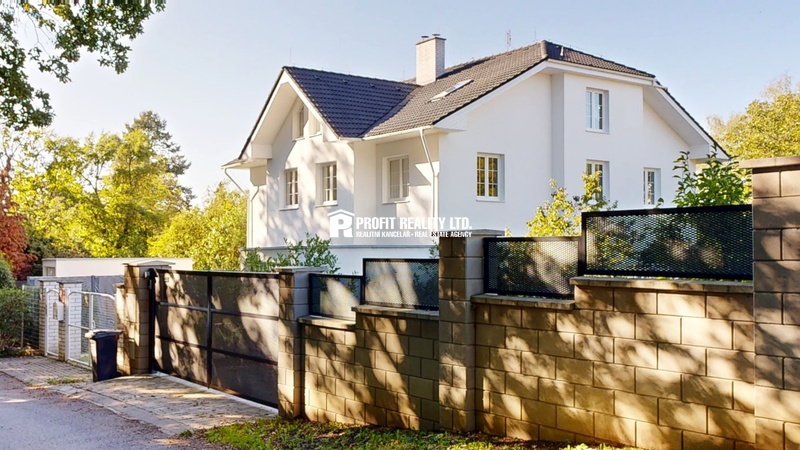 ?=09222025_111438 - (12139371)