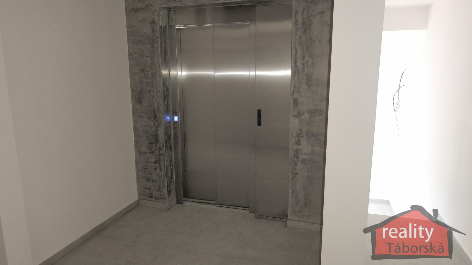 ?=12.jpg - (12178988)