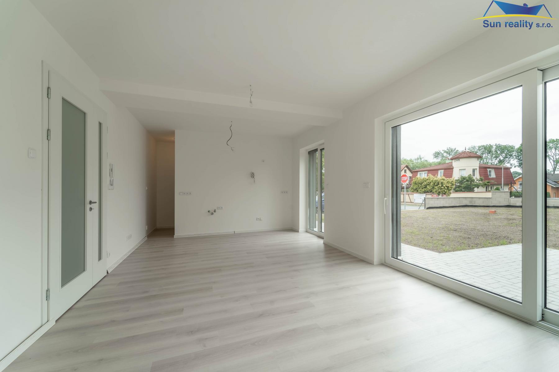 ?=SKR04491-HDR.jpg - (12154539)