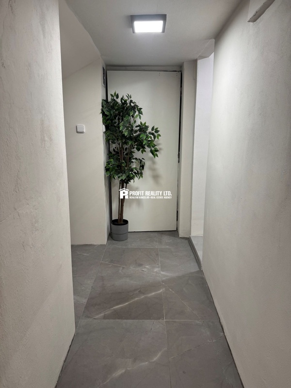 ?=predsin - (12177719)