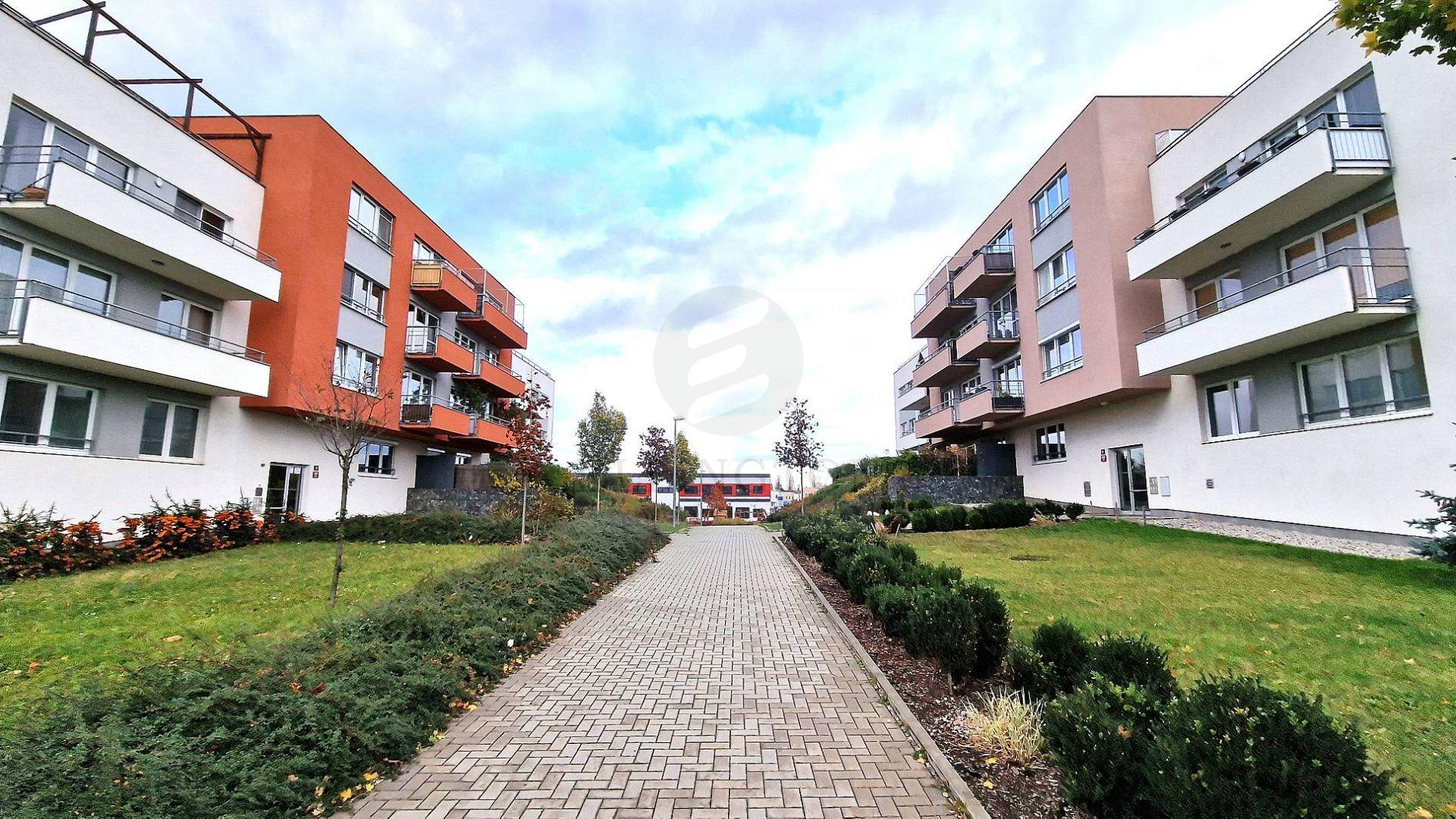 ?=20231108_150010.jpg - (12160060)