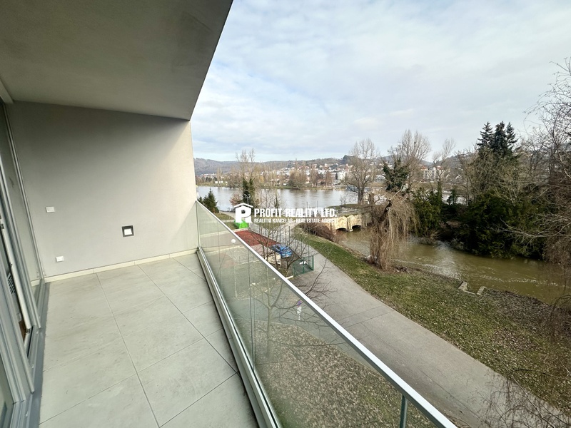 ?=IMG_7458 - (12160521)