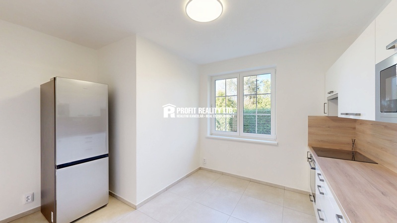 ?=09222025_103818 - (12161362)