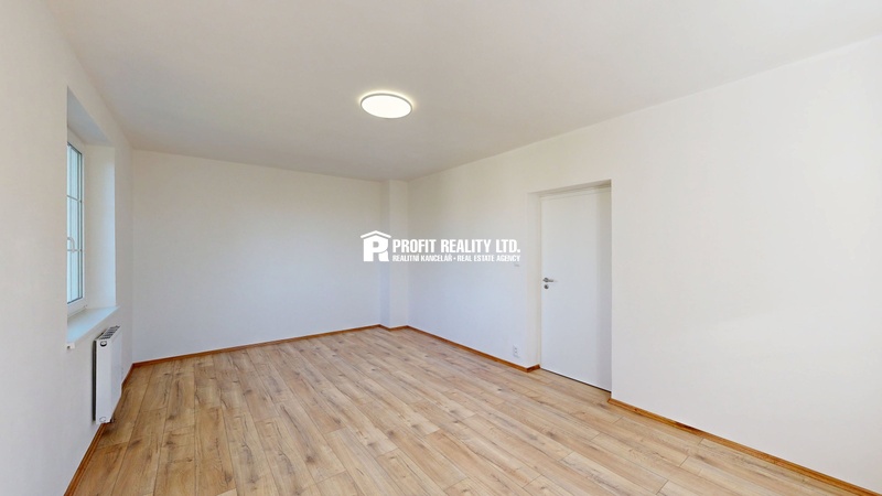 ?=09222025_104711 - (12161368)