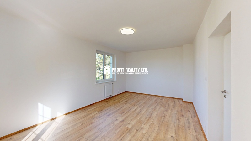 ?=09222025_104711 - (12161369)