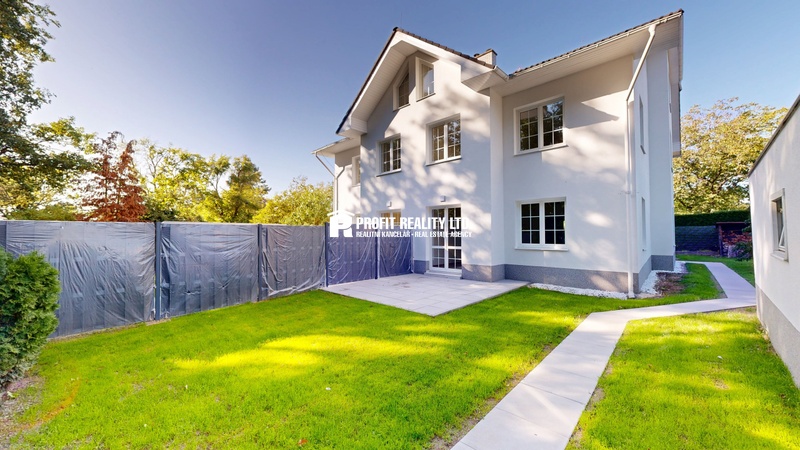 ?=09222025_111529 - (12161397)