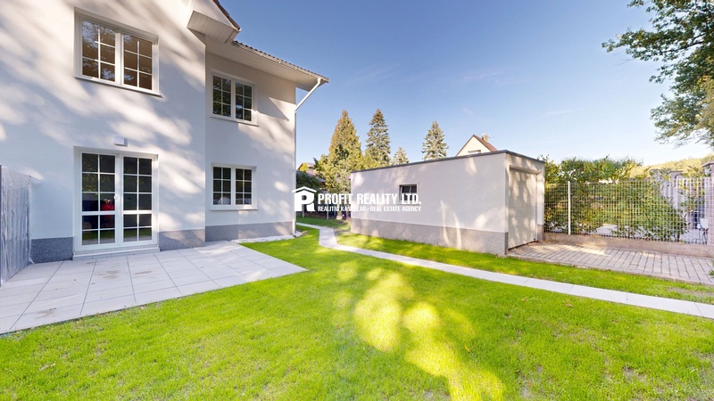 ?=09222025_111654 - (12161399)