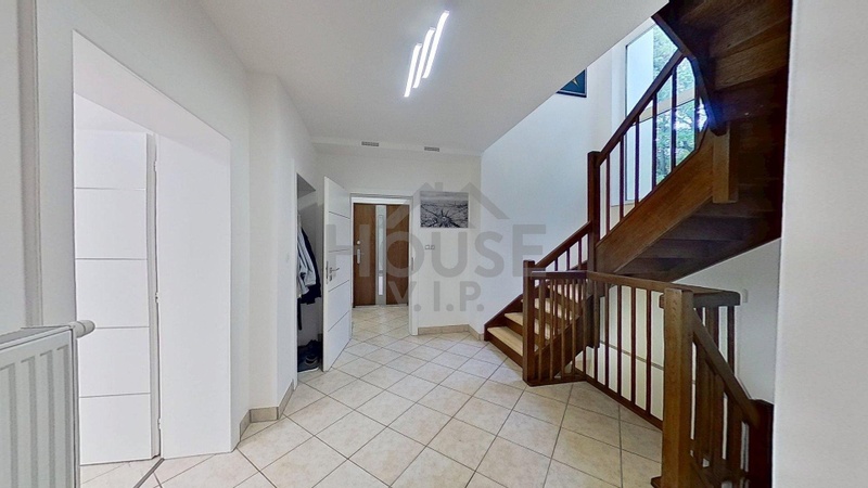 ?=prodej-rodinneho-domu-246-m2-zdiby-premysleni-f2ba28 - (12166666)