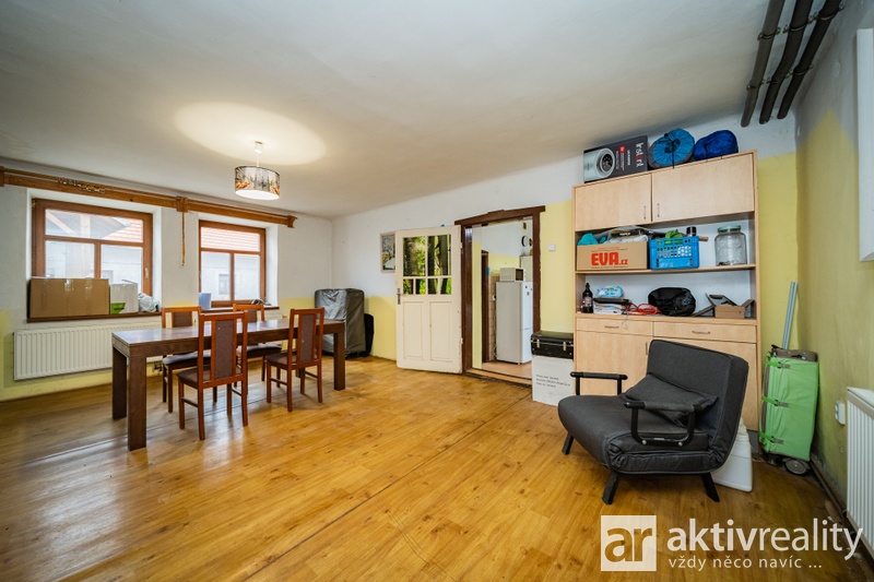 ?=7IV06355 - (12167218)