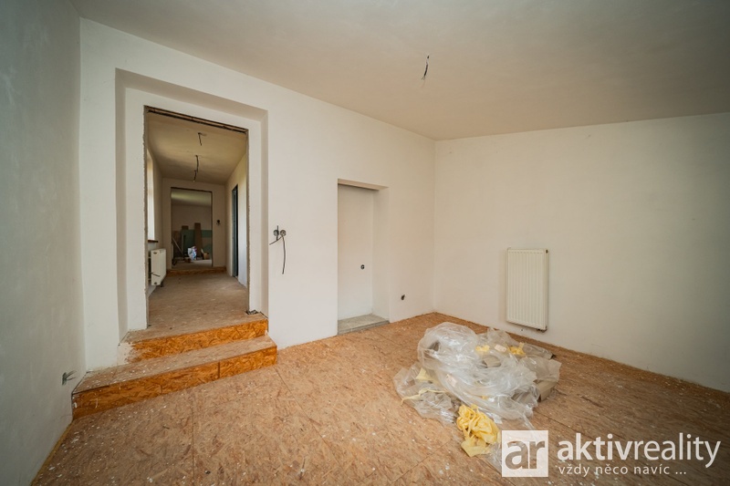 ?=7IV06350 - (12167233)