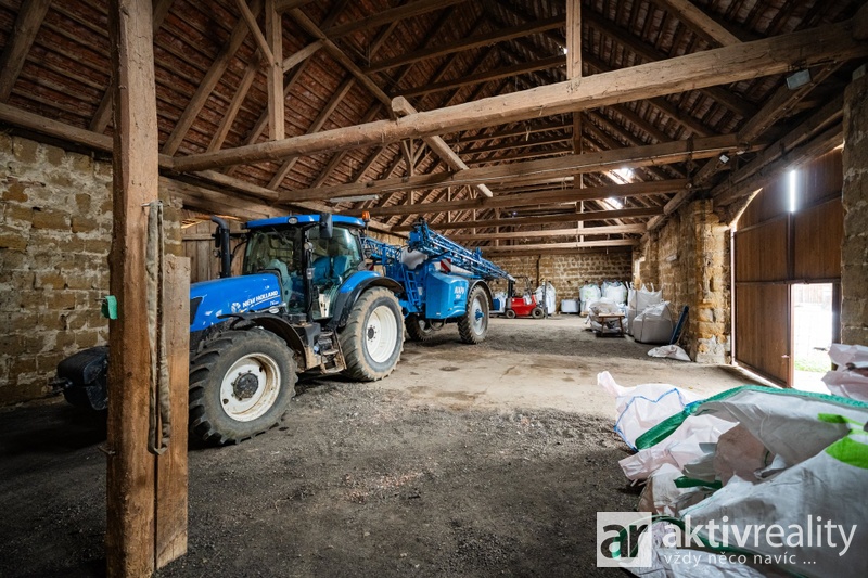 ?=7IV06327 - (12167244)