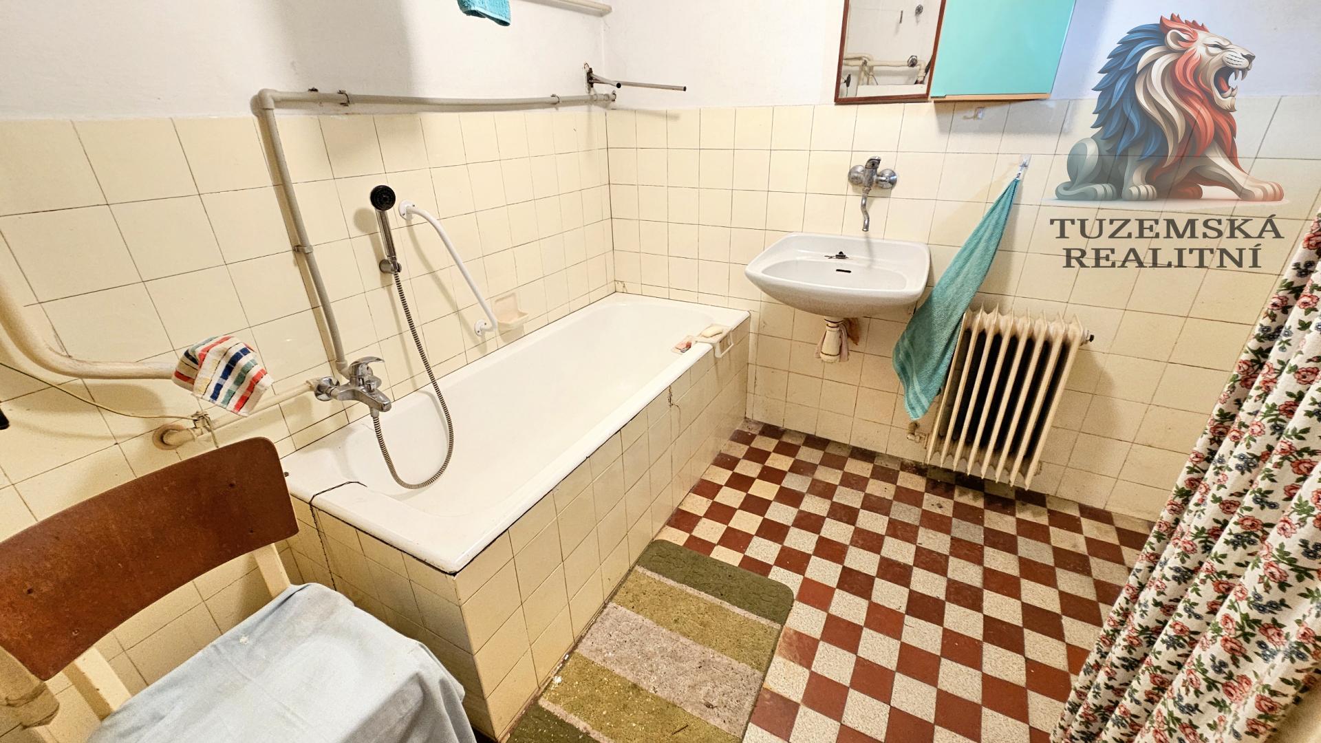 ?=1129 (1)(29).jpg - (12178045)