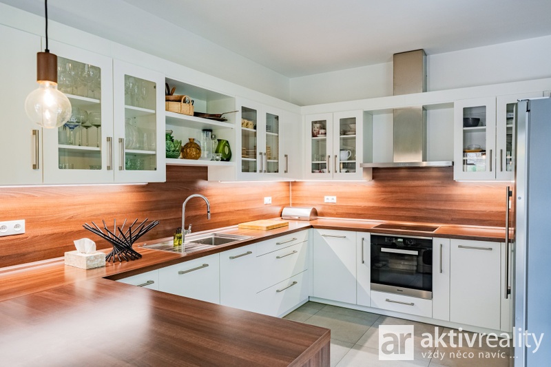 ?=7IV04041 - (12190657)