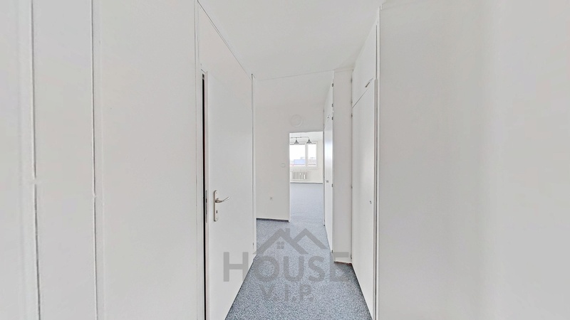 ?=Chodba - (12227582)