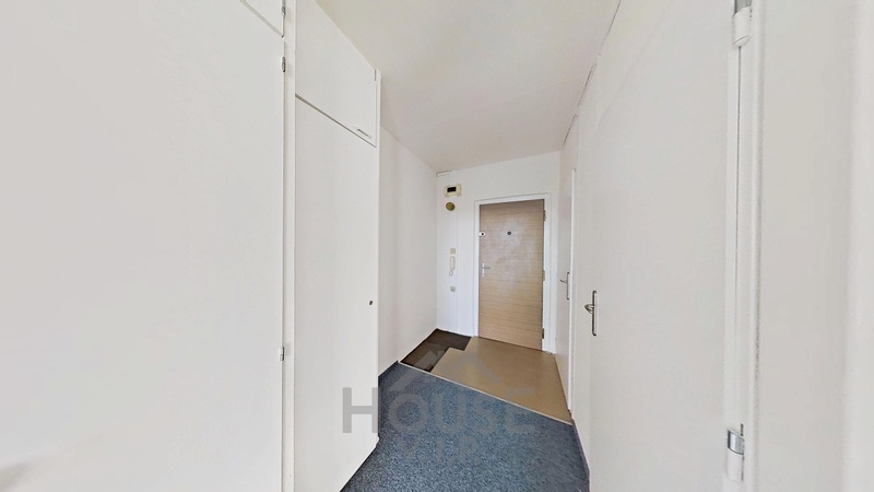 ?=Chodba - (12227584)