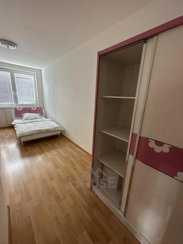 ?=5bf728a6-9033-47c5-ac82-6c76c48497fc - (12214684)