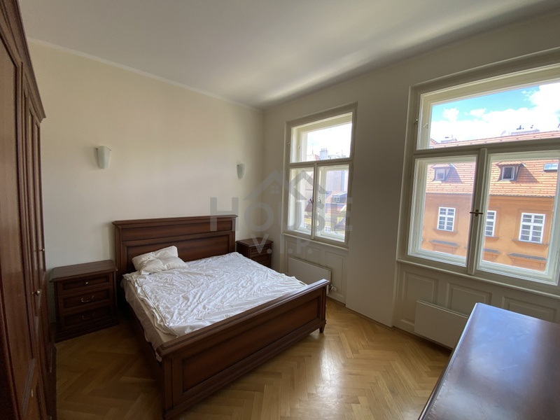 ?=Lo�nice 1 - (12250924)