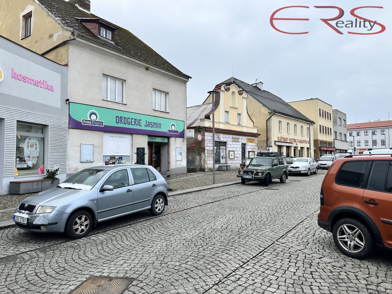 ?=okol� nemovitosti - (12289998)